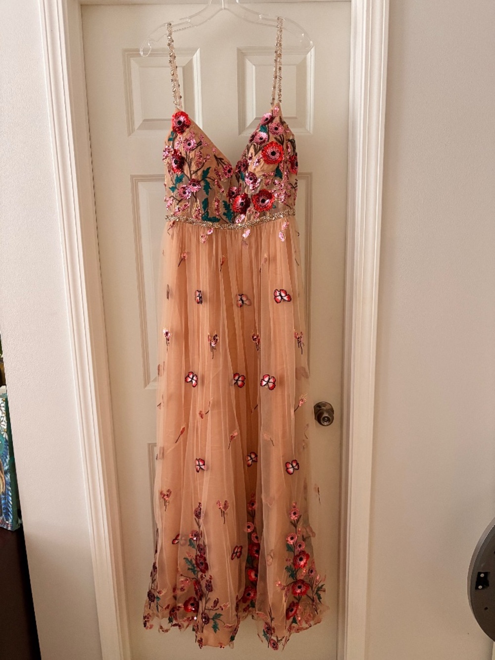Mac Duggal Beige Embellished Floral Detail A Line Gown Size 16